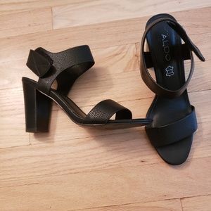Black Aldo Sandles